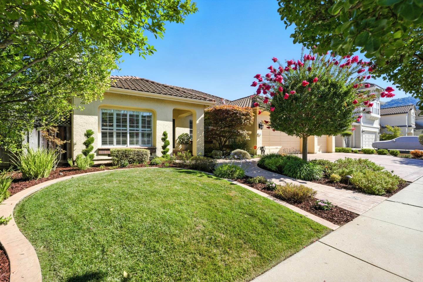 1128 Sterling Gate Drive