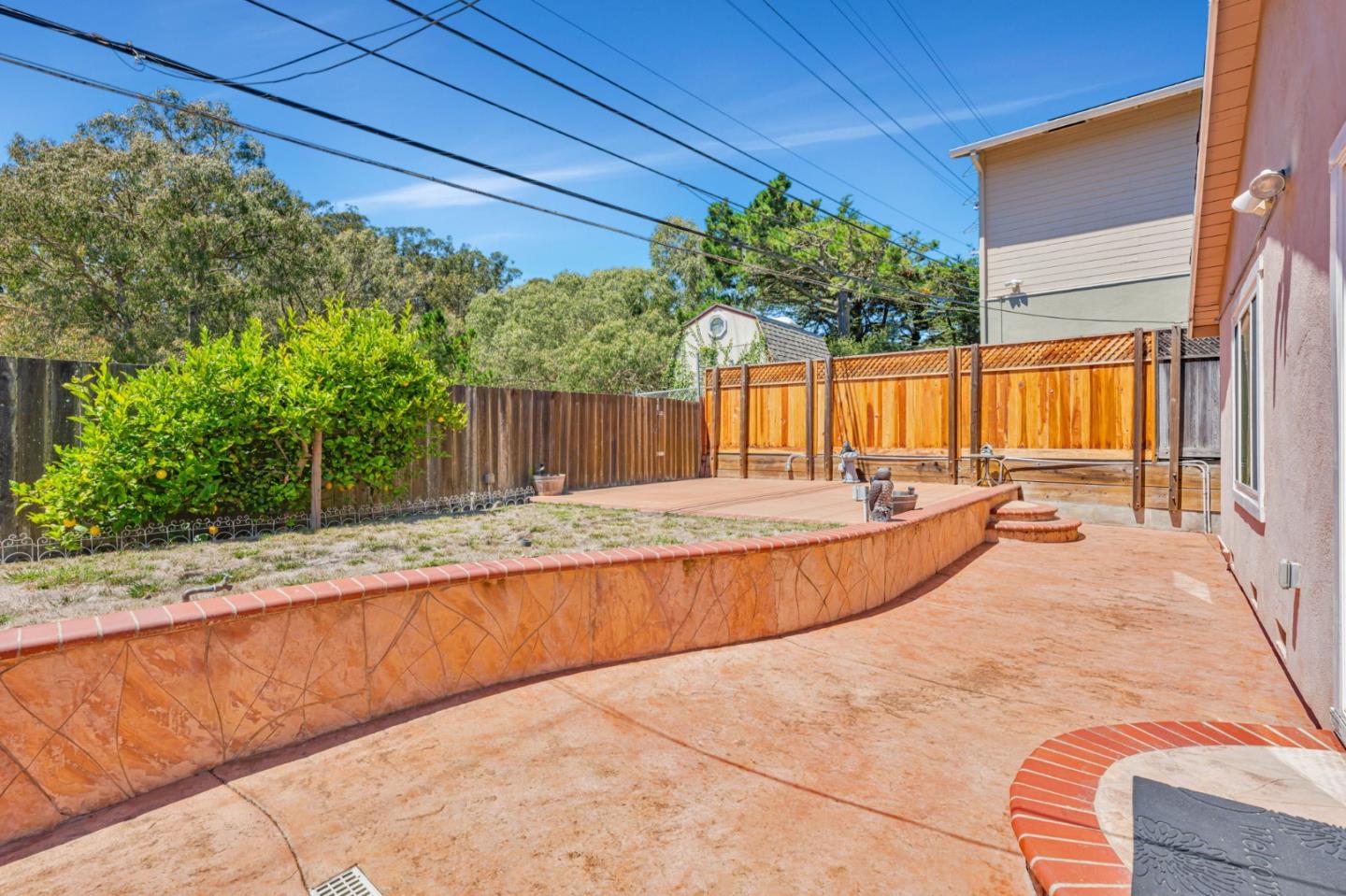 2941 Fleetwood Drive