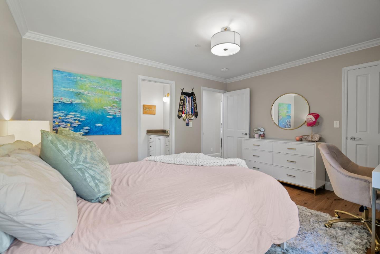 106 Longmeadow Drive