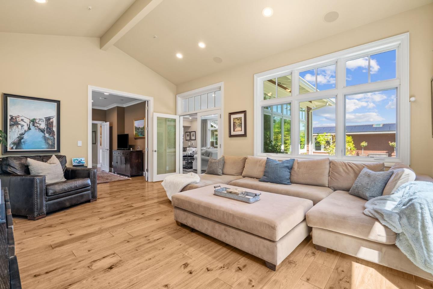 106 Longmeadow Drive