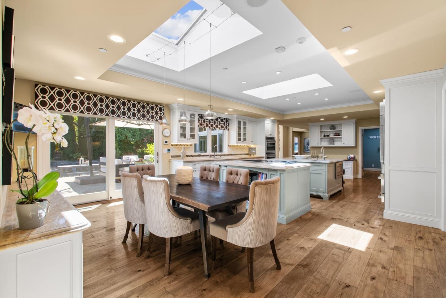 106 Longmeadow Drive