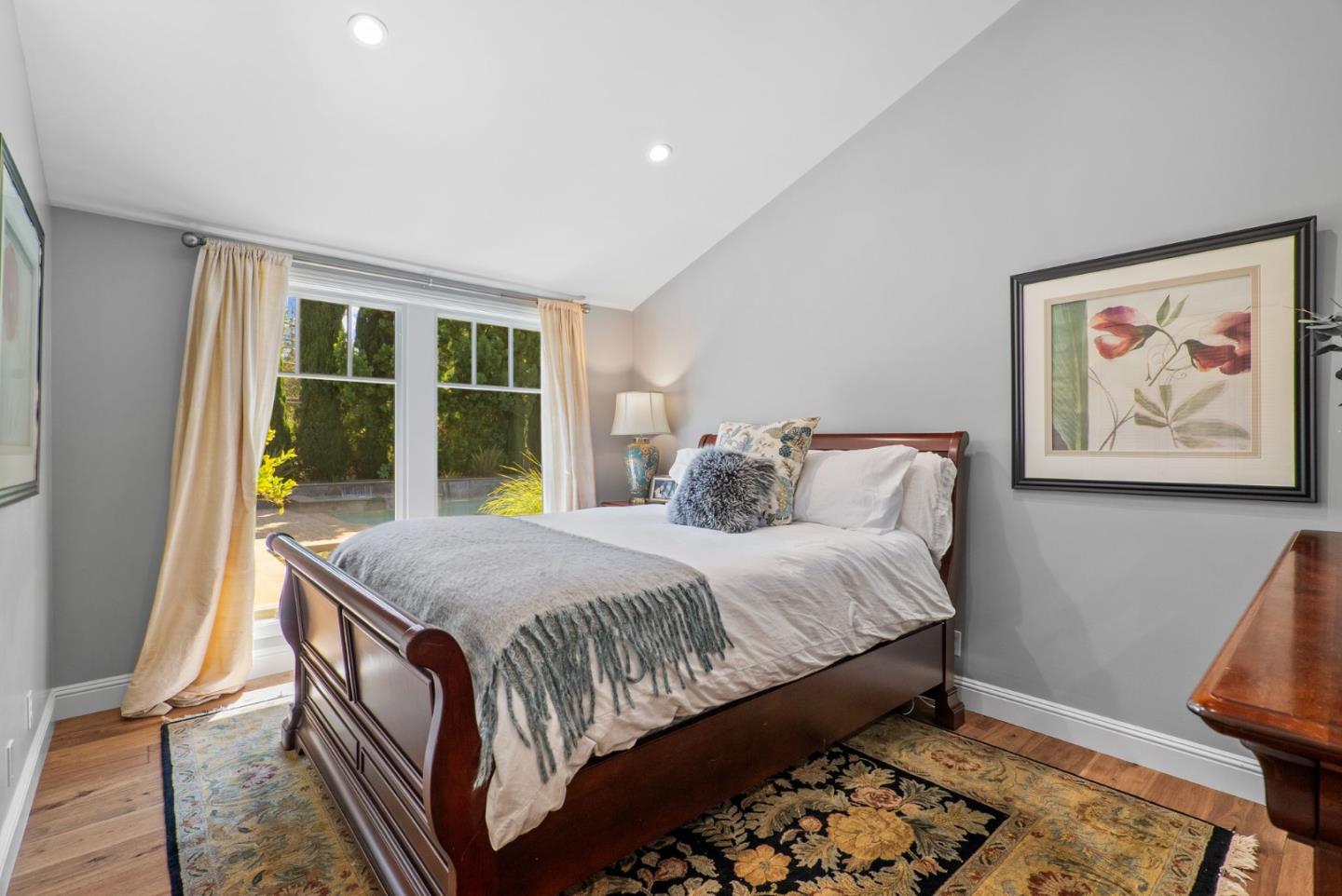106 Longmeadow Drive