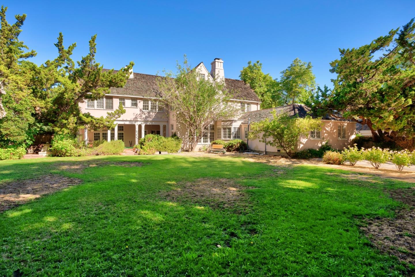 1190 Emory Street