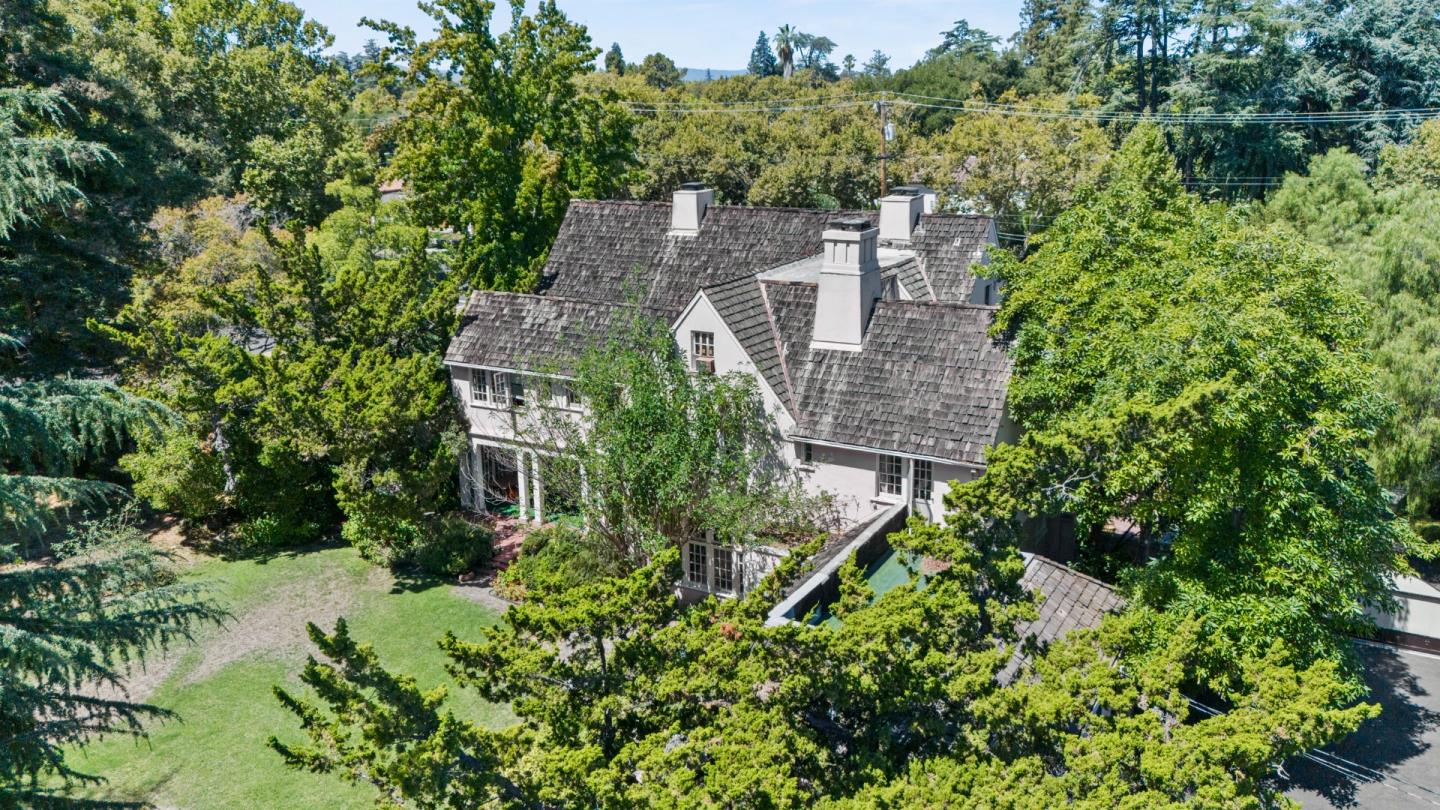 1190 Emory Street