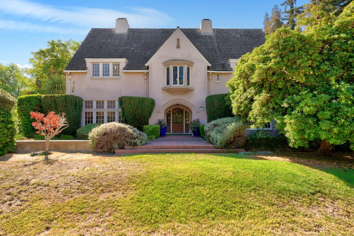 1190 Emory Street