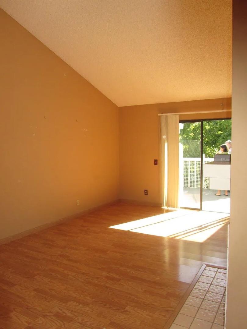 3580 Birchwood Terrace 204