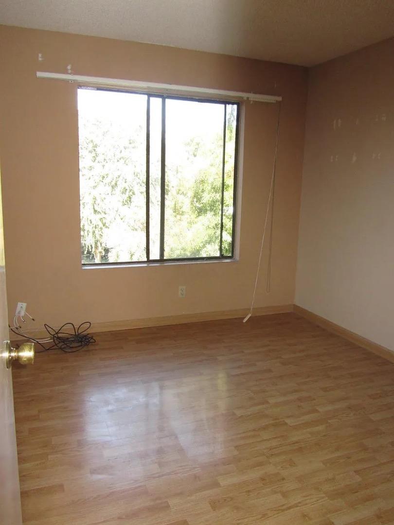 3580 Birchwood Terrace 204