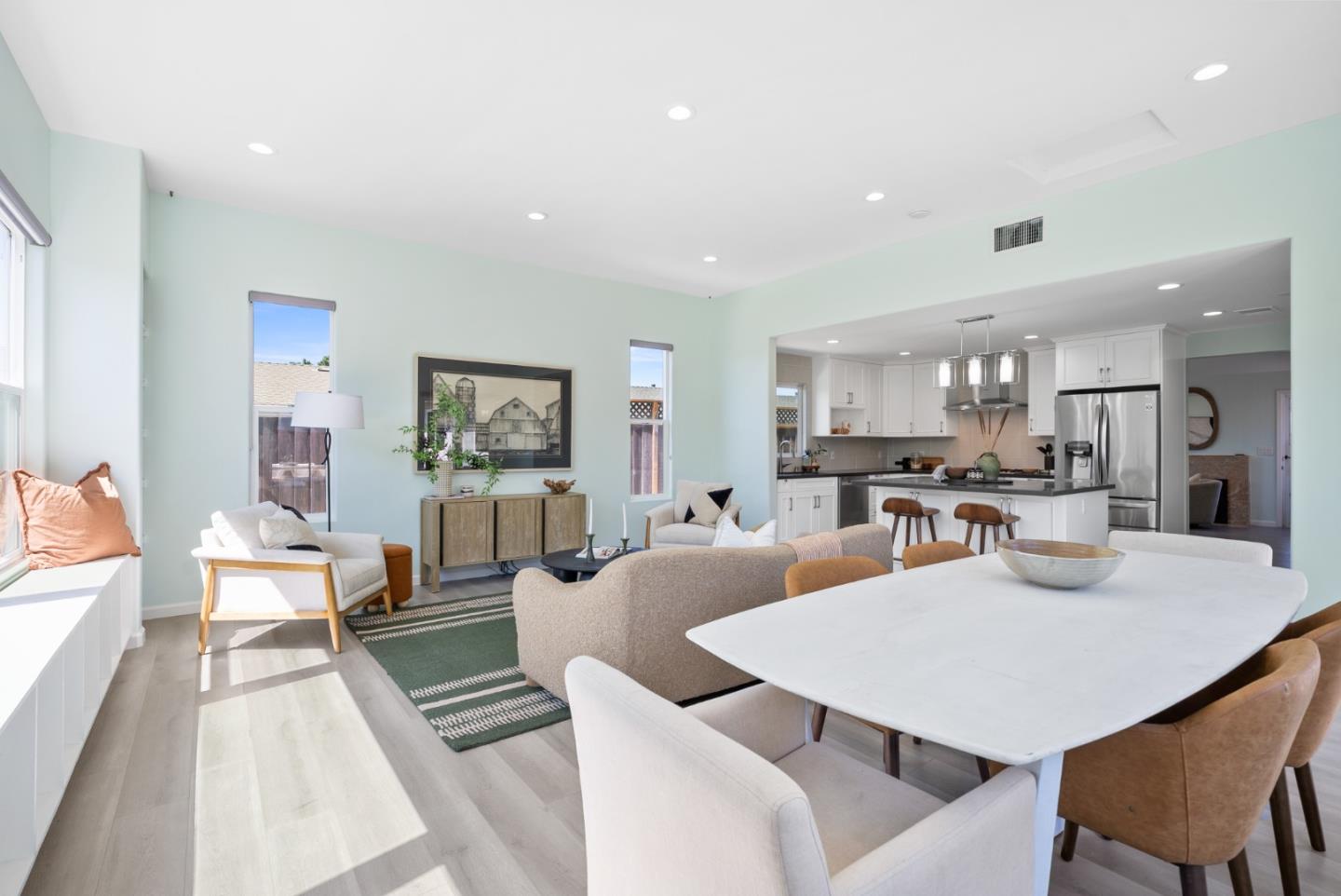 2293 Royaltree Circle