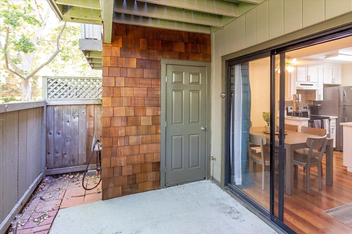 2305 La Terrace Circle