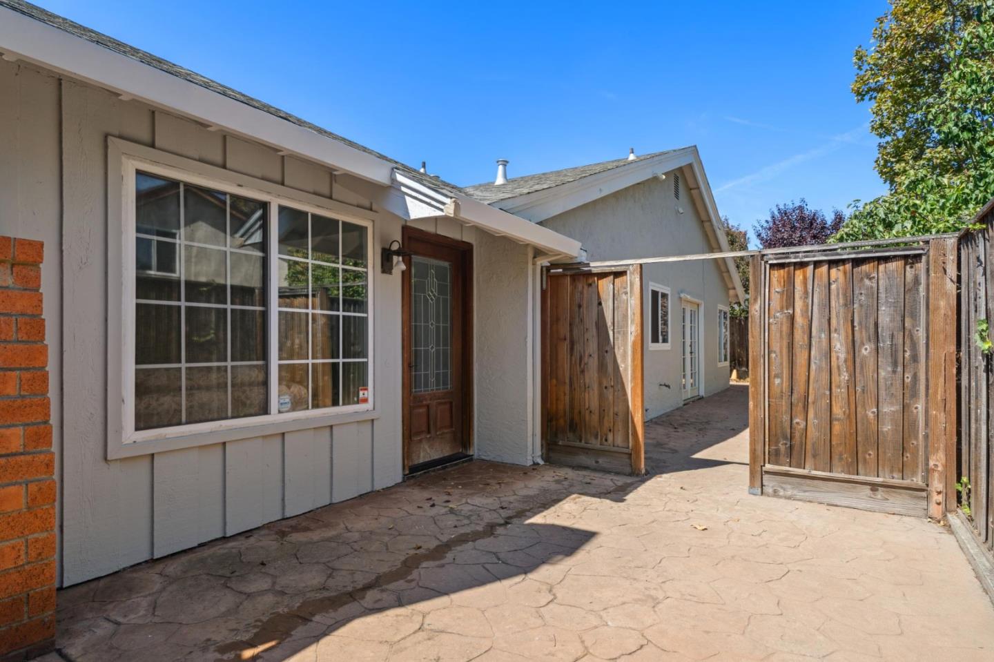 6251 Quartz Place