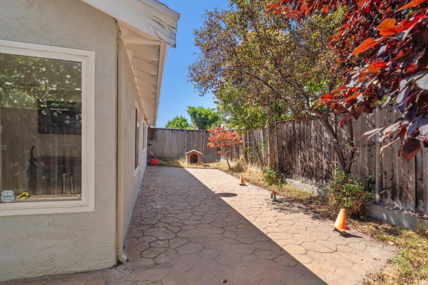 6251 Quartz Place