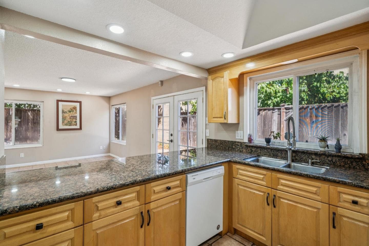 6251 Quartz Place