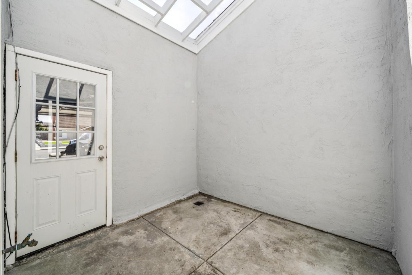 6251 Quartz Place