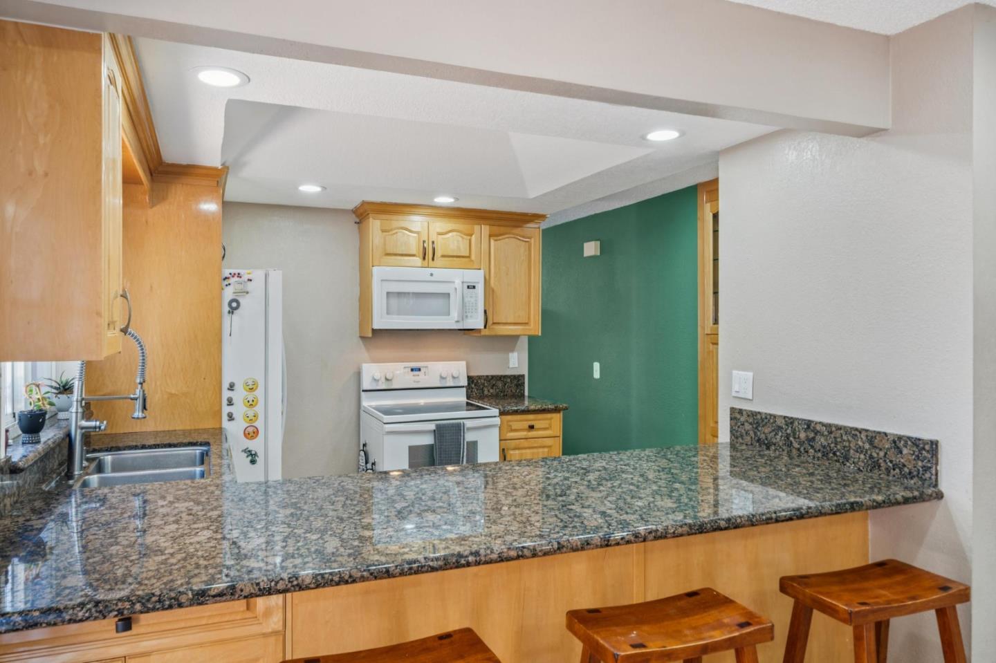 6251 Quartz Place