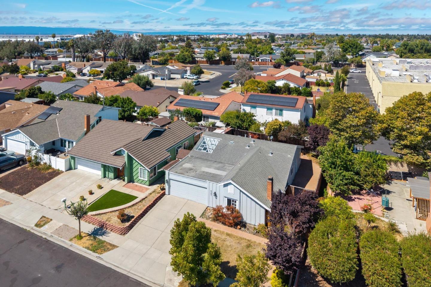6251 Quartz Place