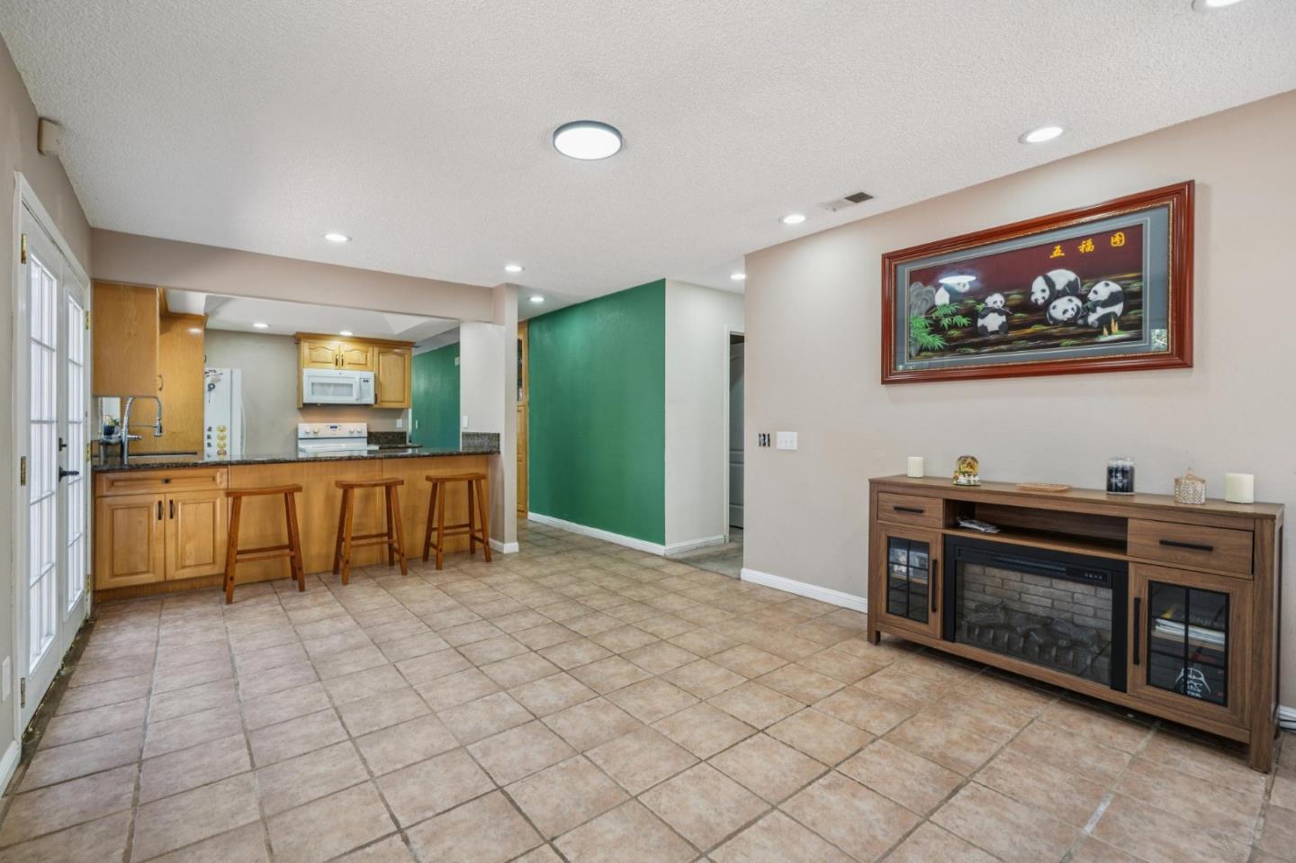 6251 Quartz Place