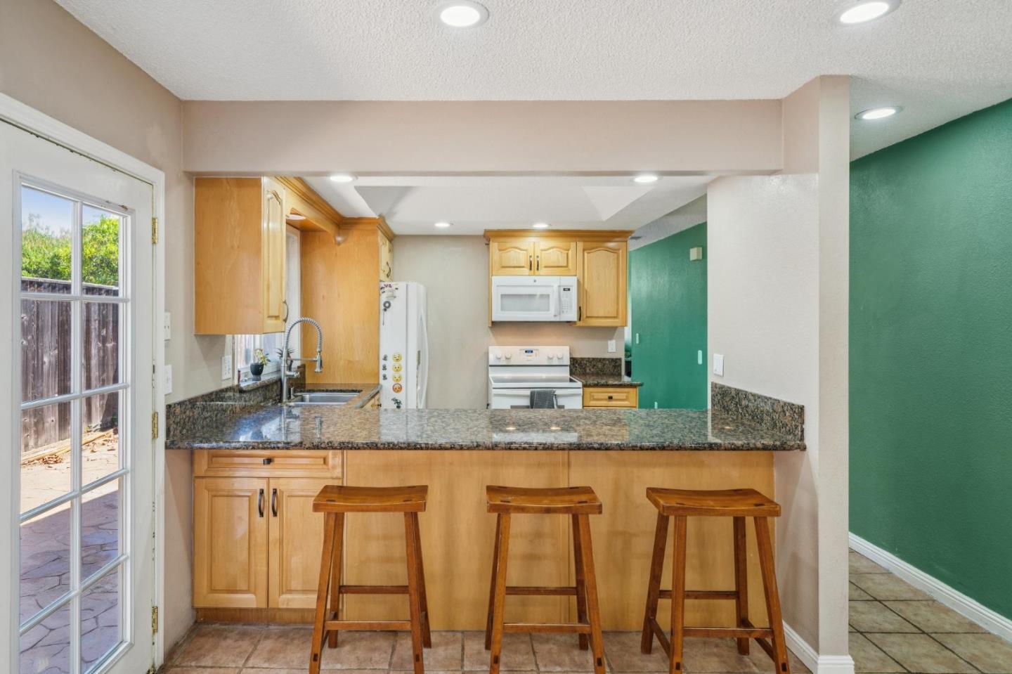 6251 Quartz Place