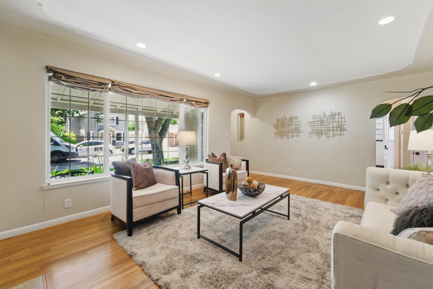 1344 Iris Court