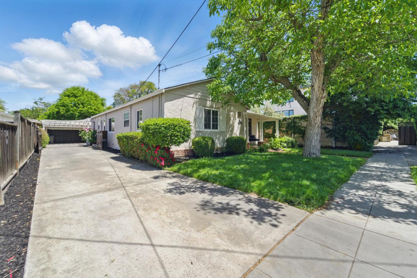 1344 Iris Court
