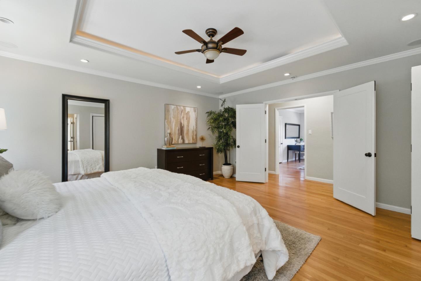 1344 Iris Court