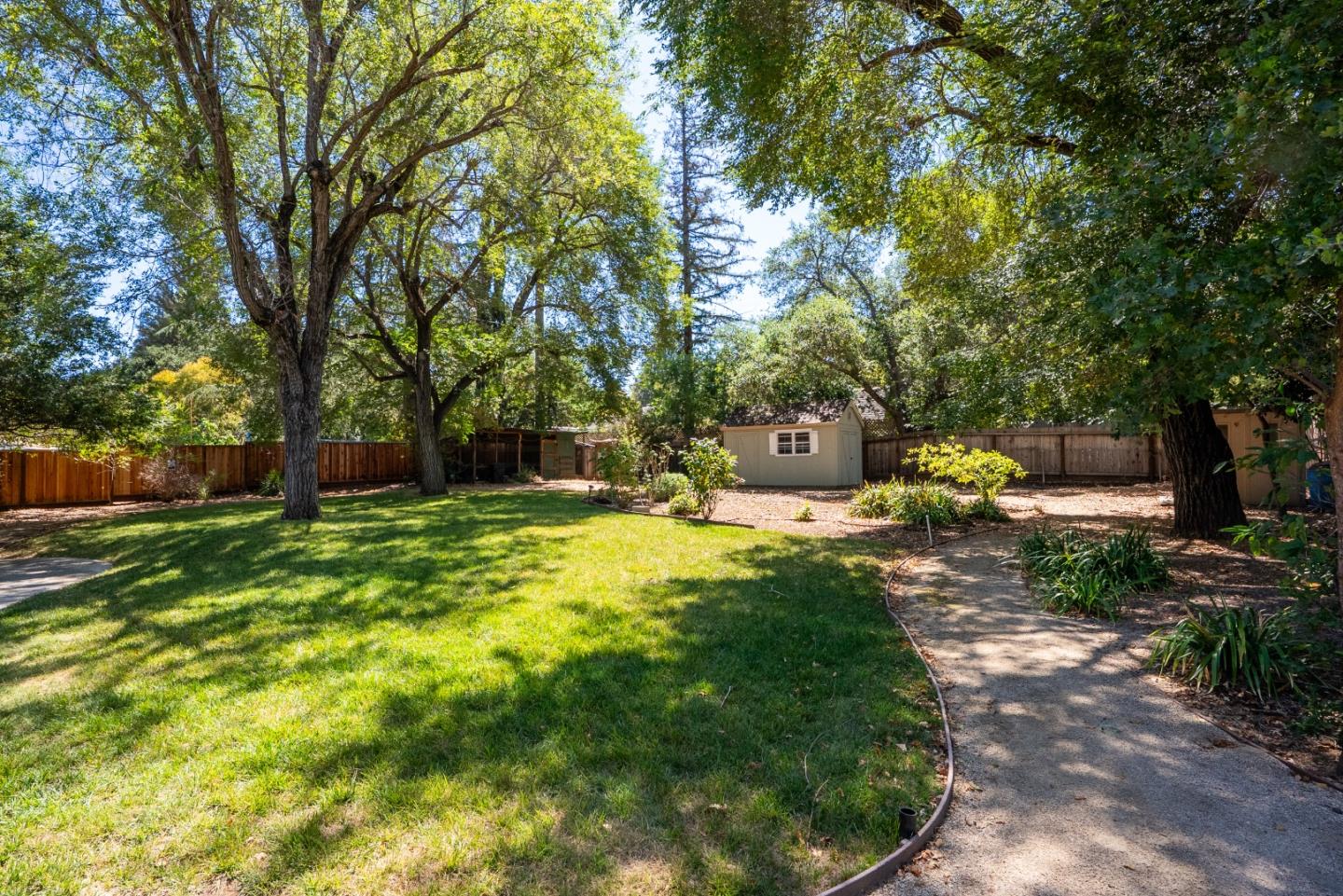 1992 Deodara Drive