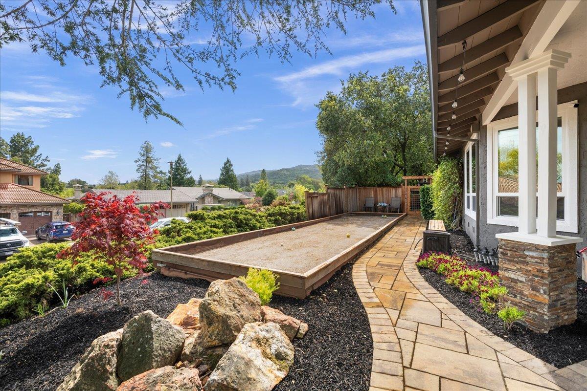 6641 Leyland Park Drive