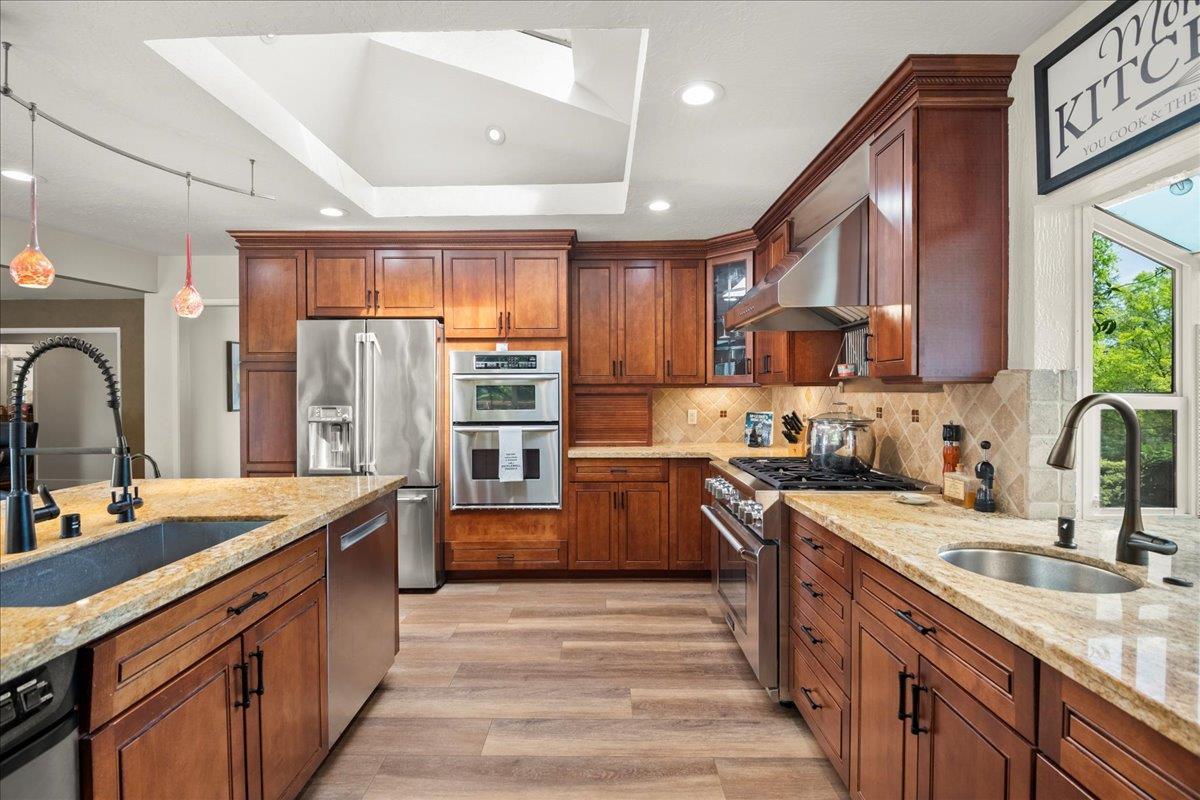 6641 Leyland Park Drive