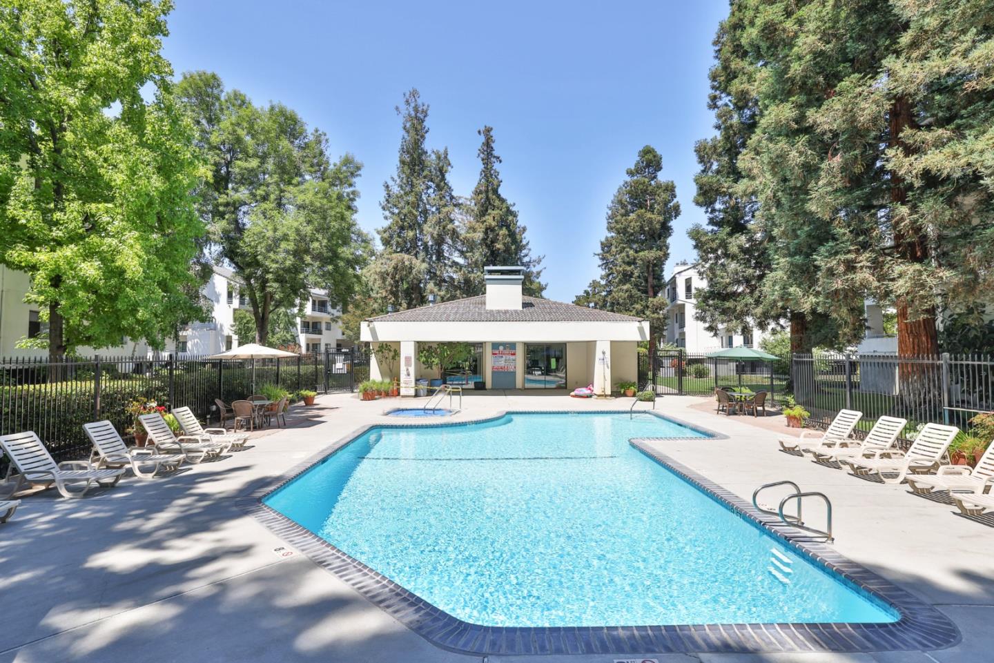 4691 Albany Circle 116