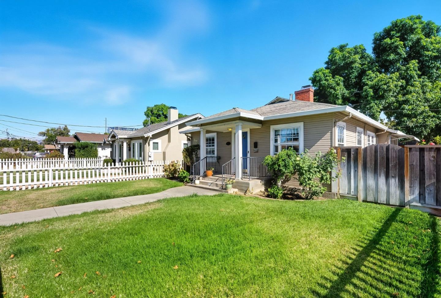 496 Autumn Court