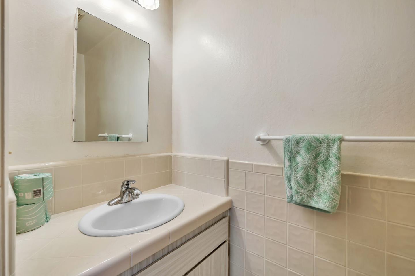 1615 Corte De Callas