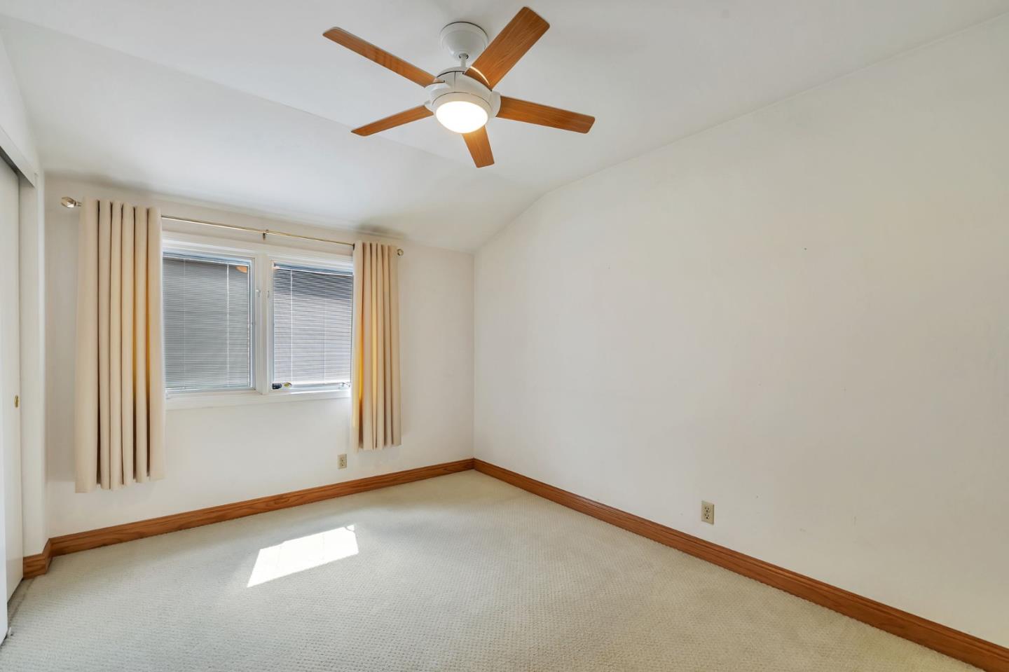 1615 Corte De Callas