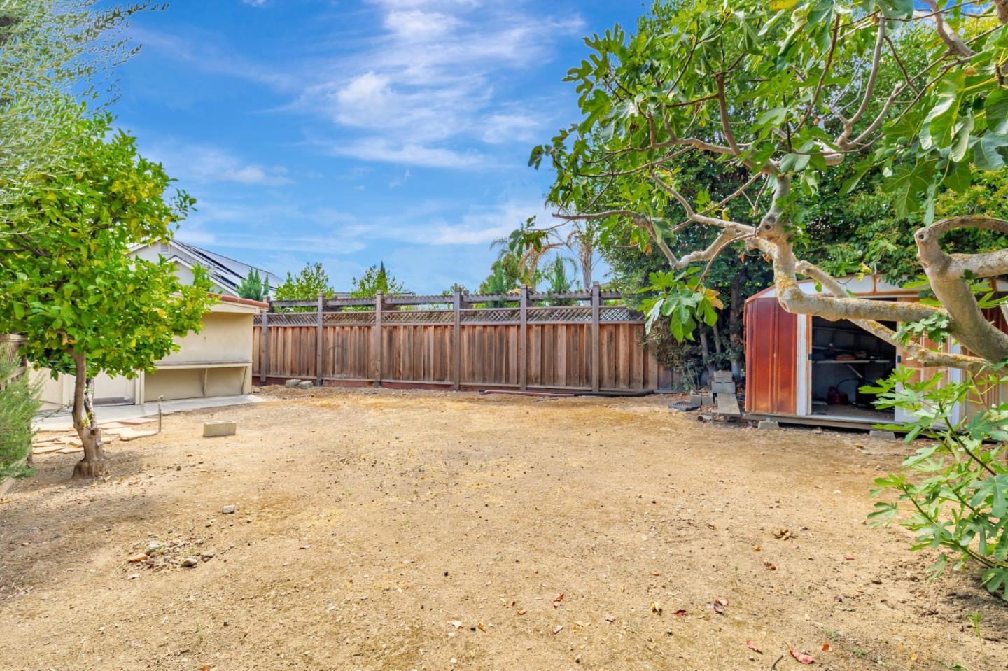 1615 Corte De Callas