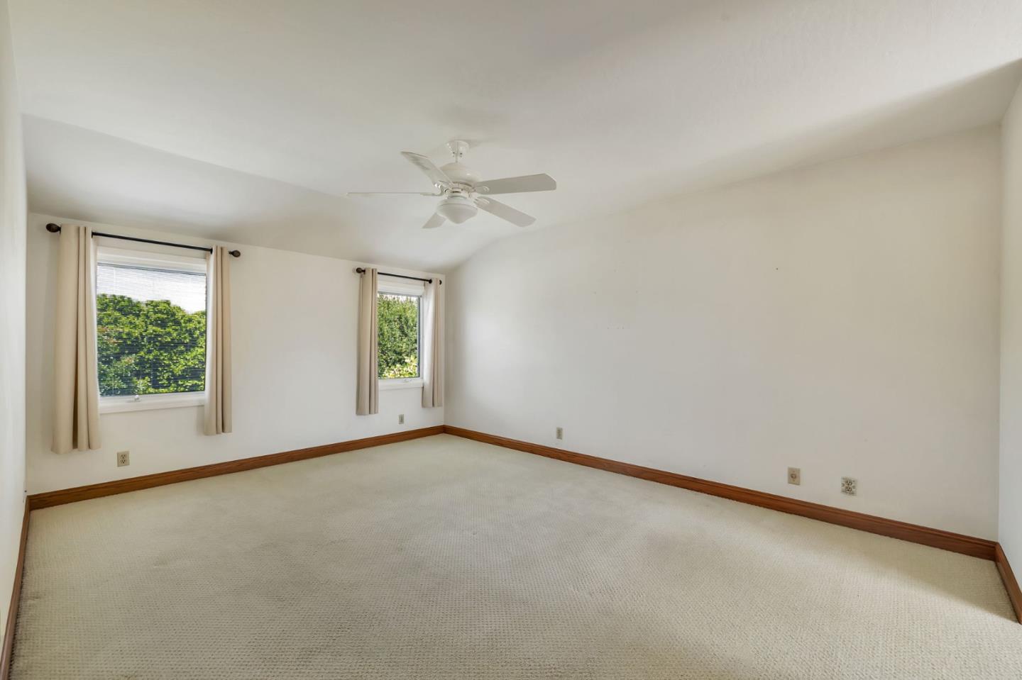 1615 Corte De Callas