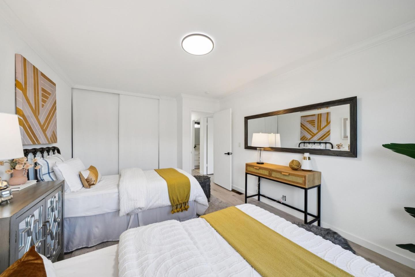 1625 Kentfield Avenue