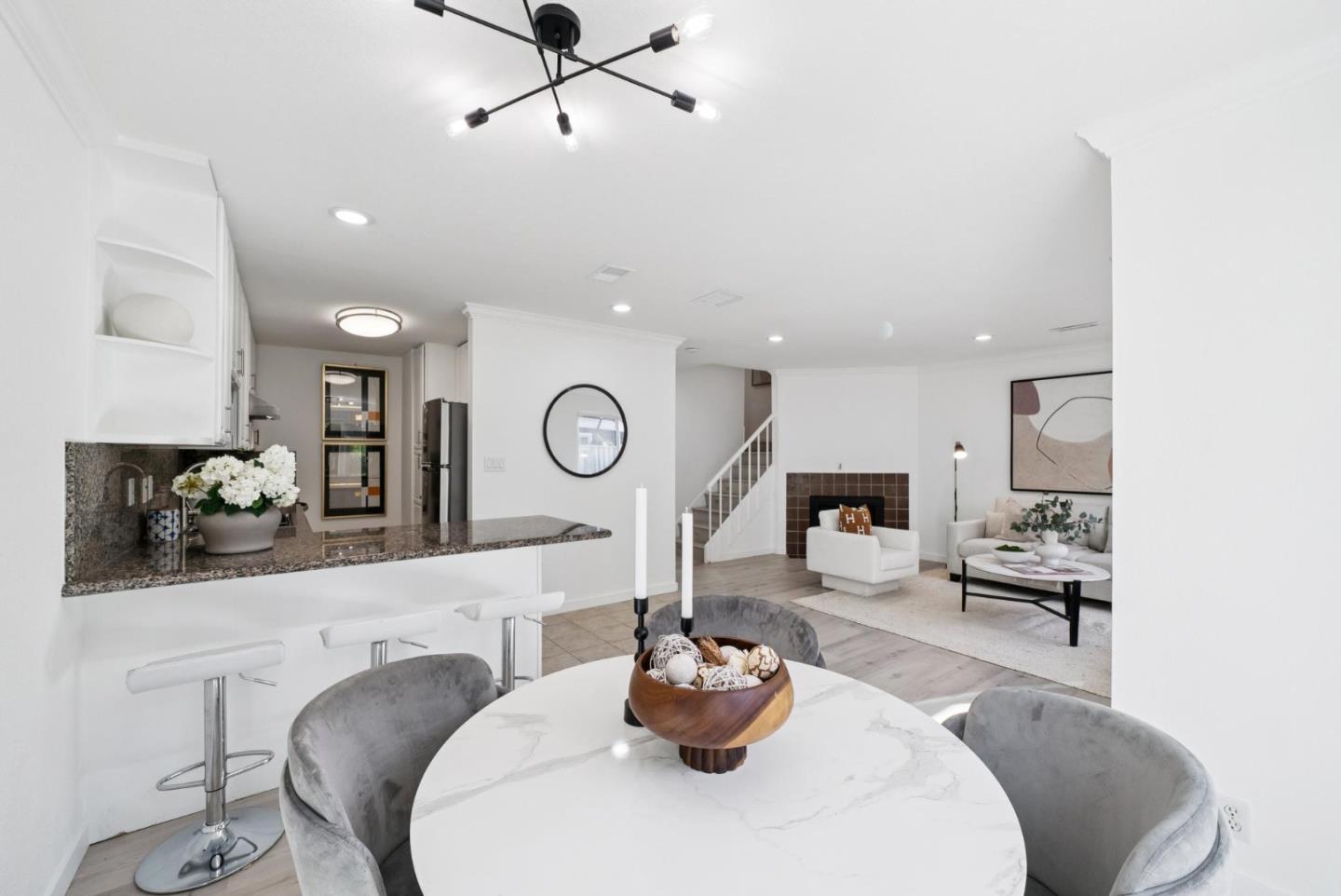 1625 Kentfield Avenue