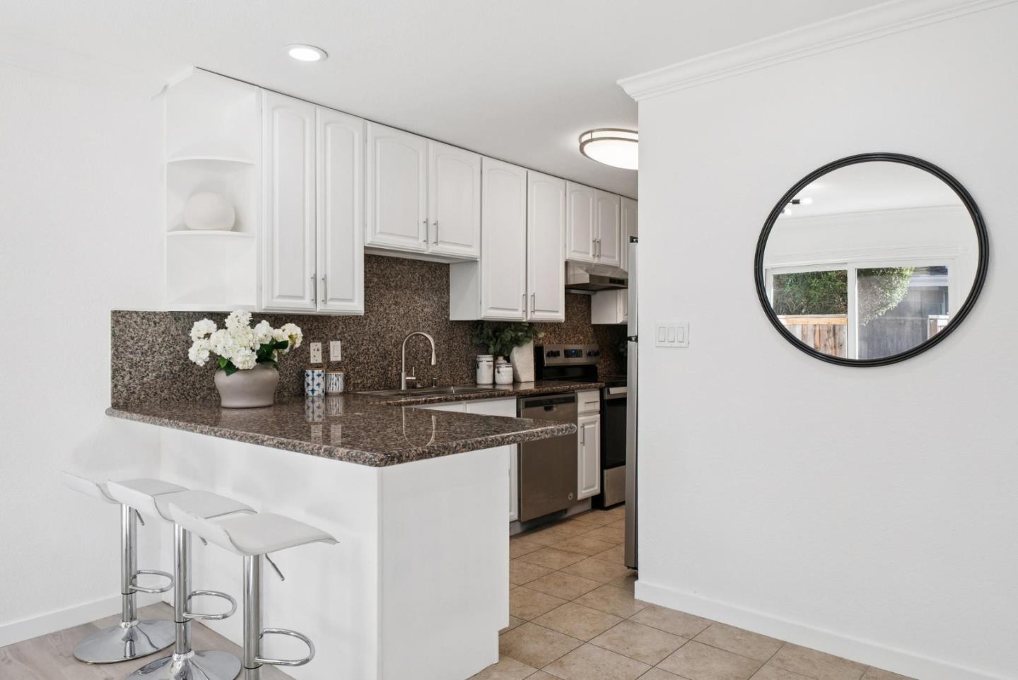 1625 Kentfield Avenue