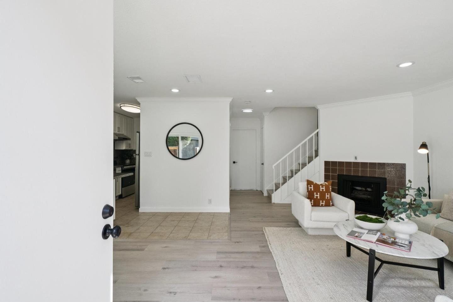 1625 Kentfield Avenue