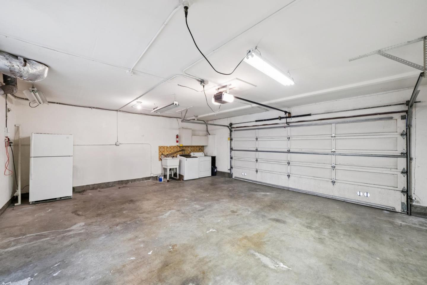 1625 Kentfield Avenue