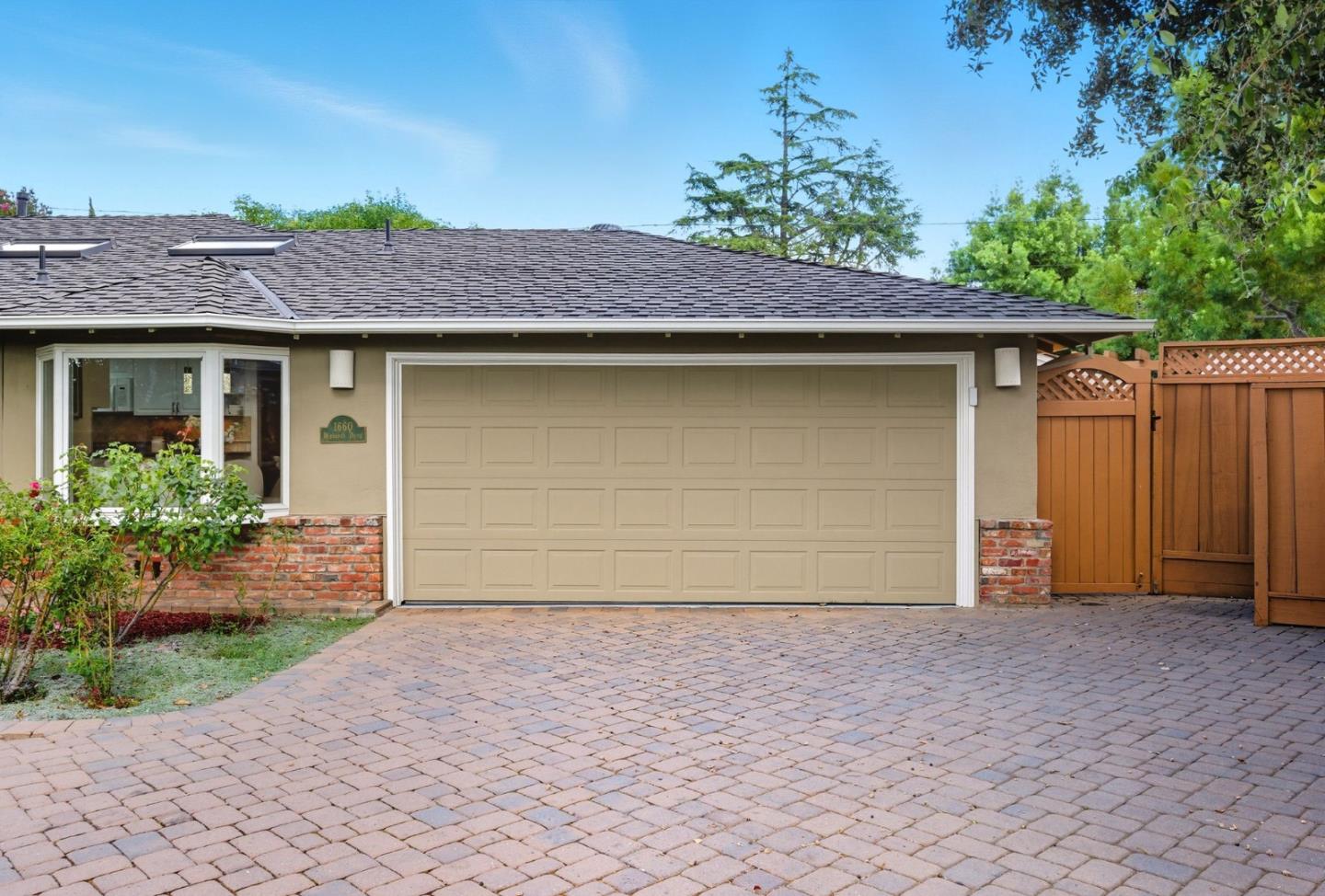 1660 Elmhurst Drive
