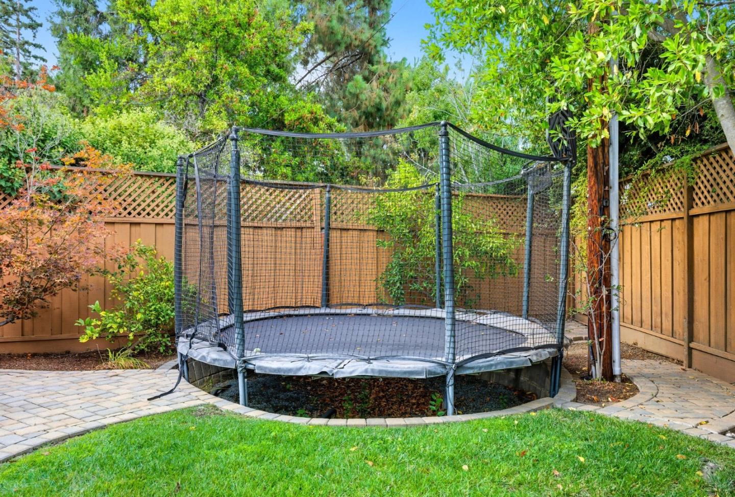 1660 Elmhurst Drive
