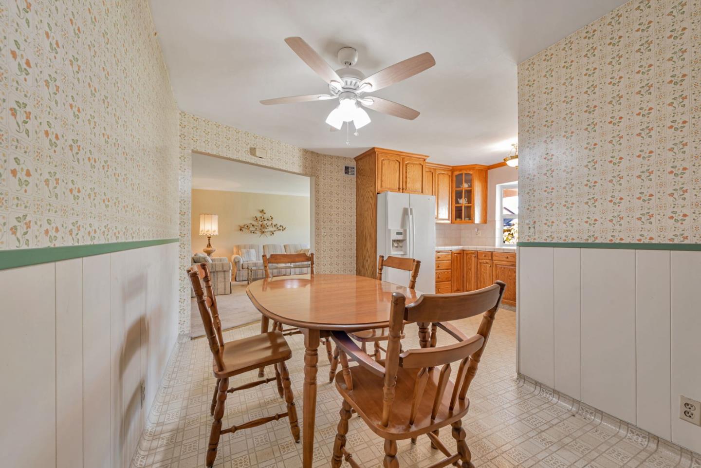 3816 Phoenix Court