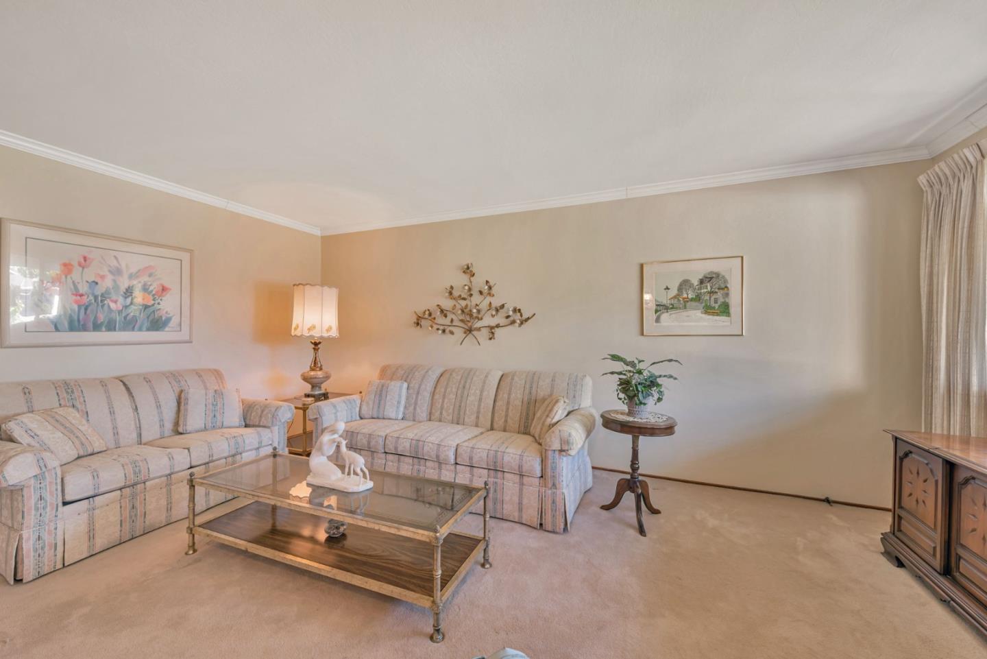 3816 Phoenix Court