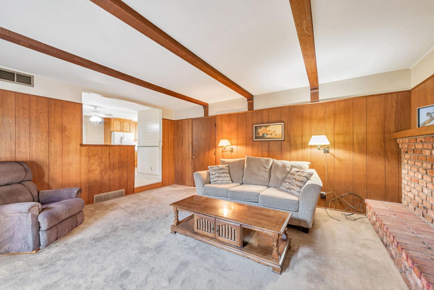 3816 Phoenix Court