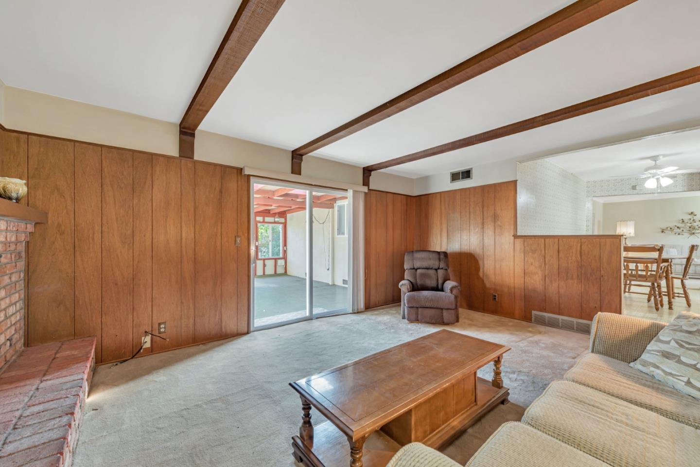 3816 Phoenix Court