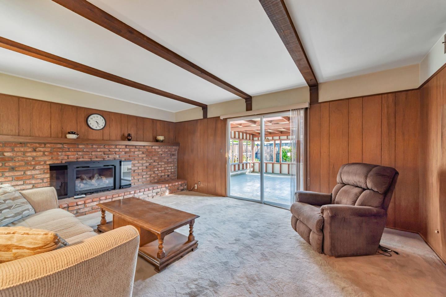 3816 Phoenix Court