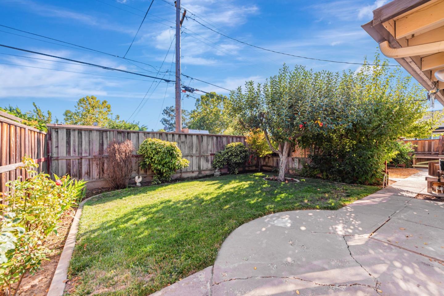 3816 Phoenix Court