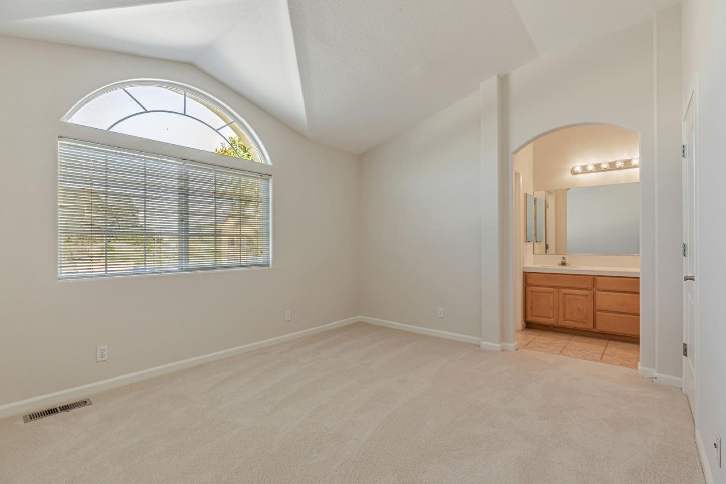 101 Toscano Loop