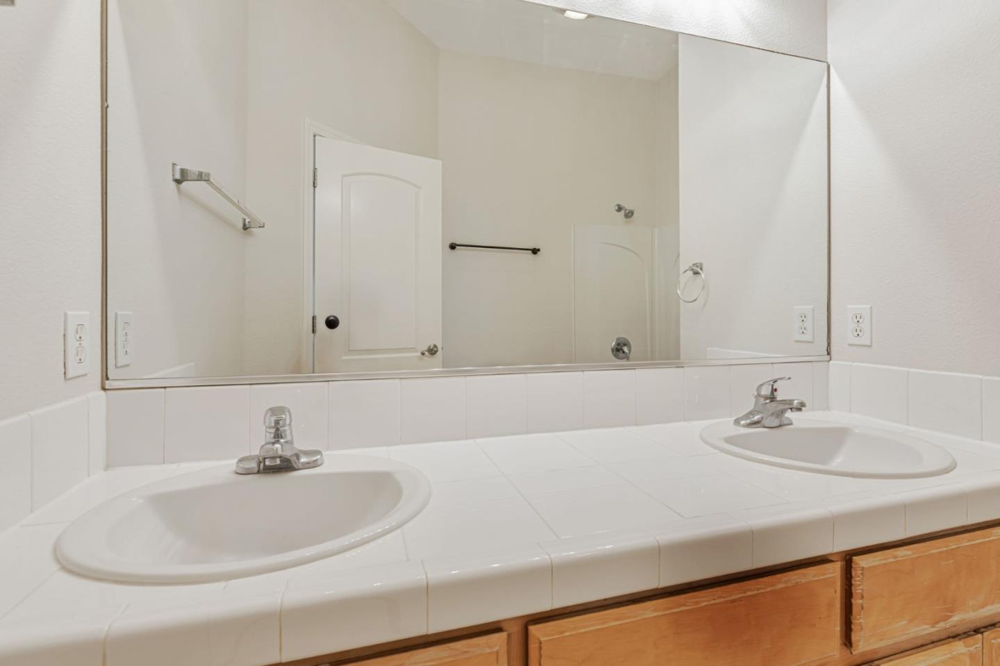 101 Toscano Loop