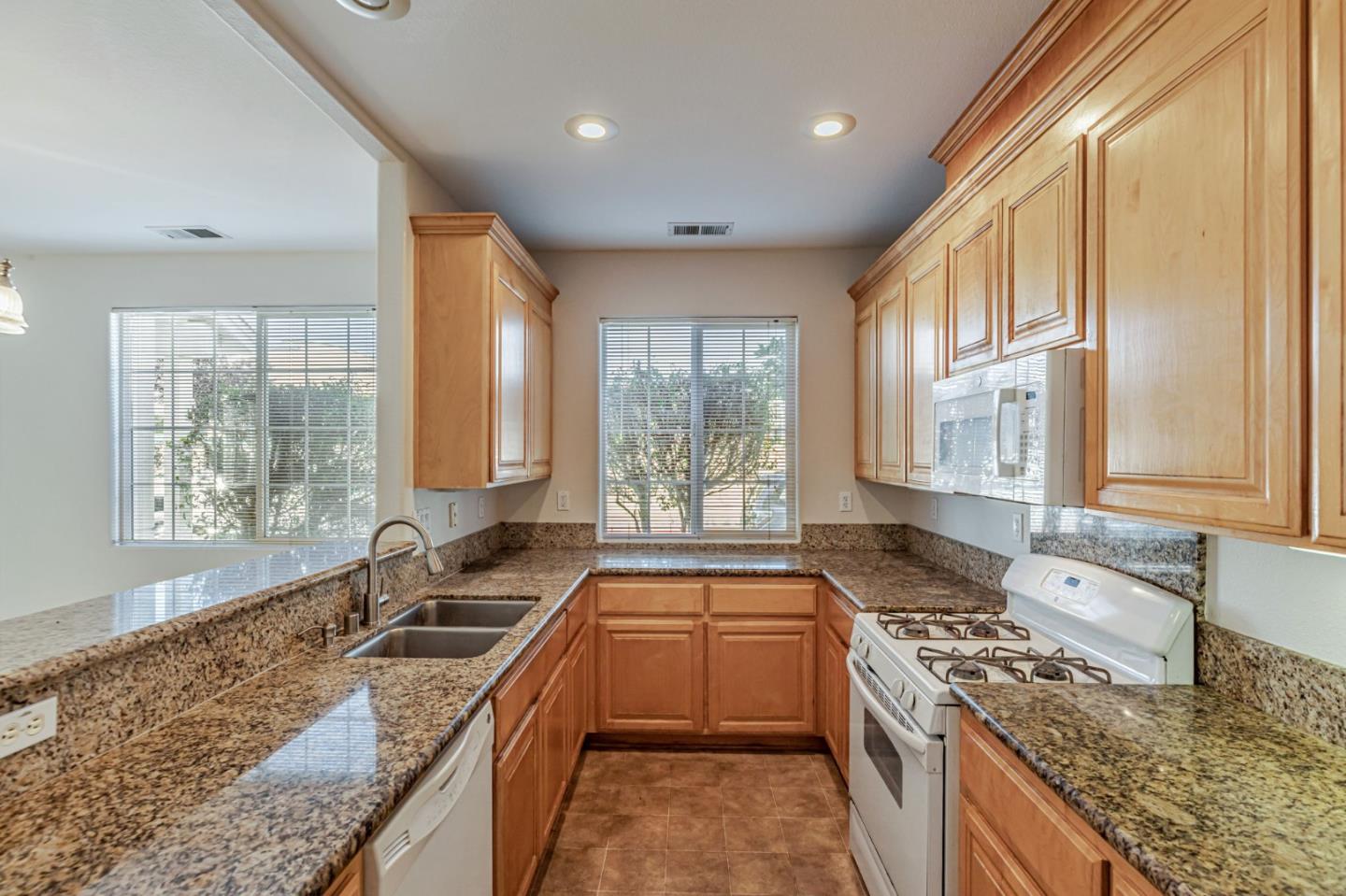 101 Toscano Loop