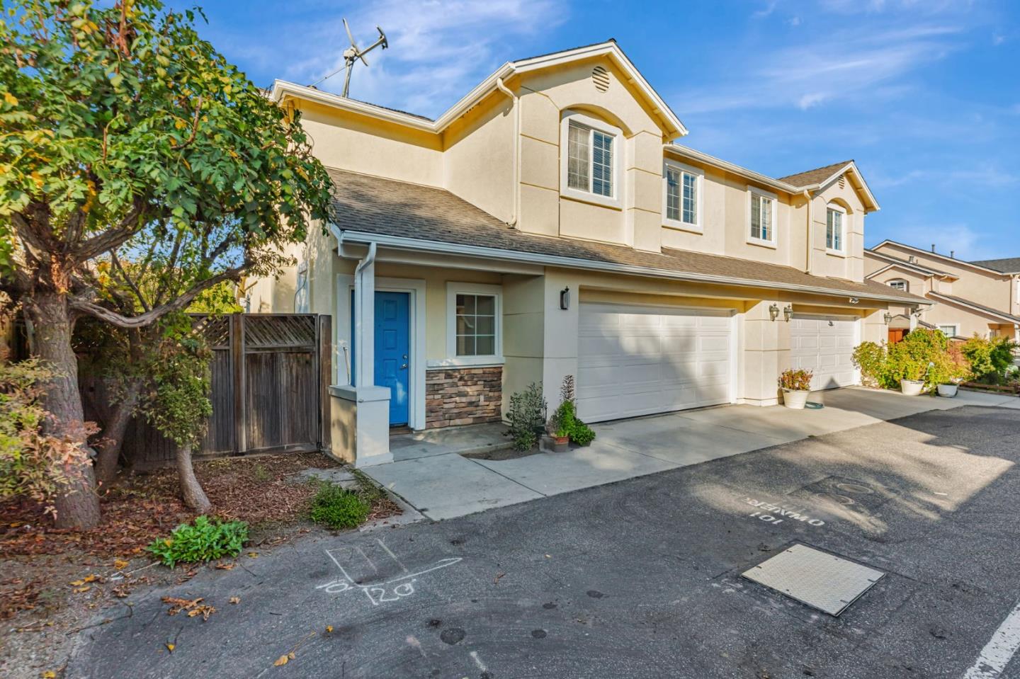 101 Toscano Loop